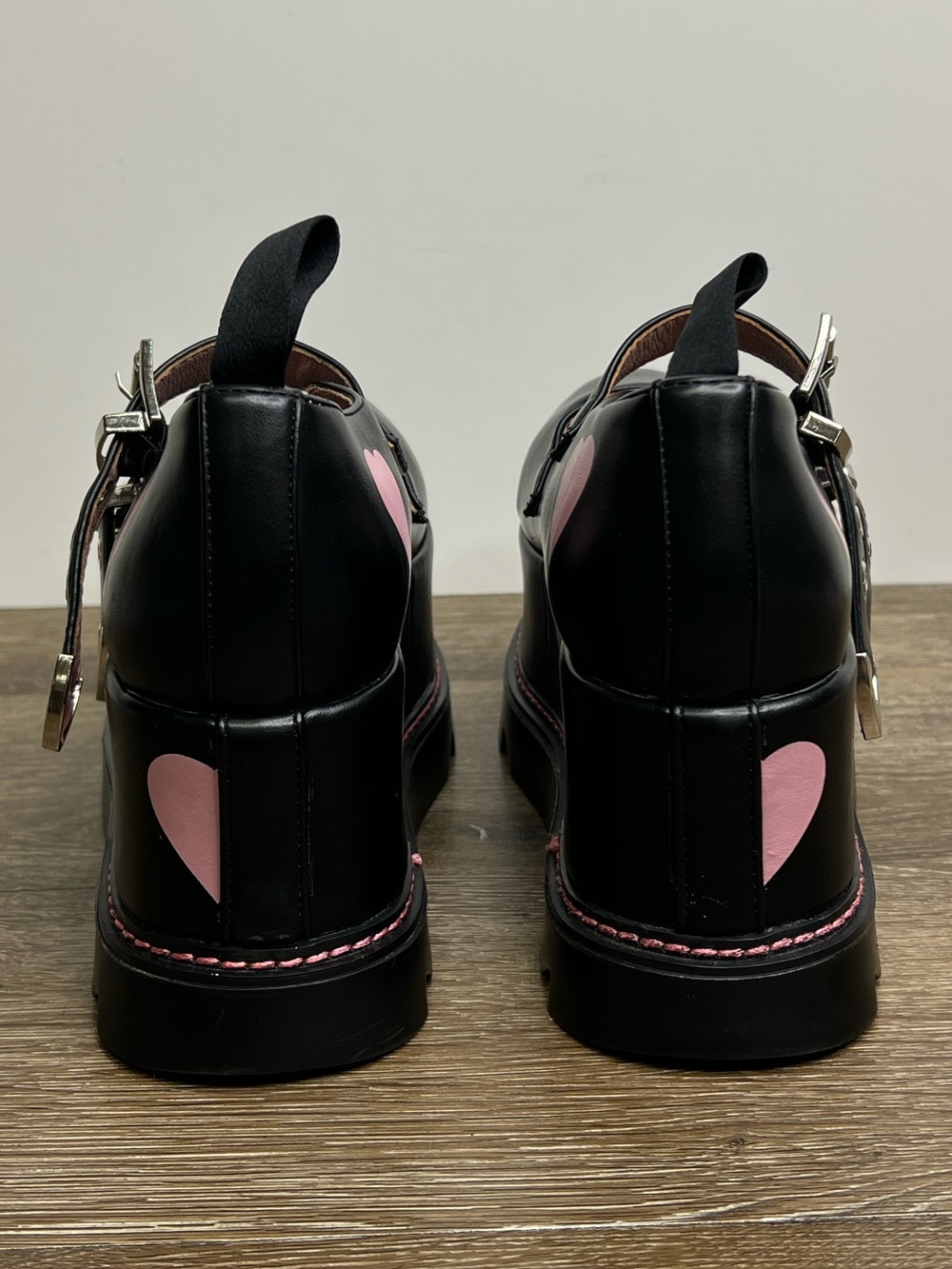 LAMODA Black & Pink Heart Platform Mary Jane Shoes Size 8 - Picture 3 of 10